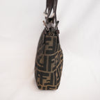 Fendi Zucca Shoulder Bag Media Marrone in Tela FF con Pelle e Hardware Argento