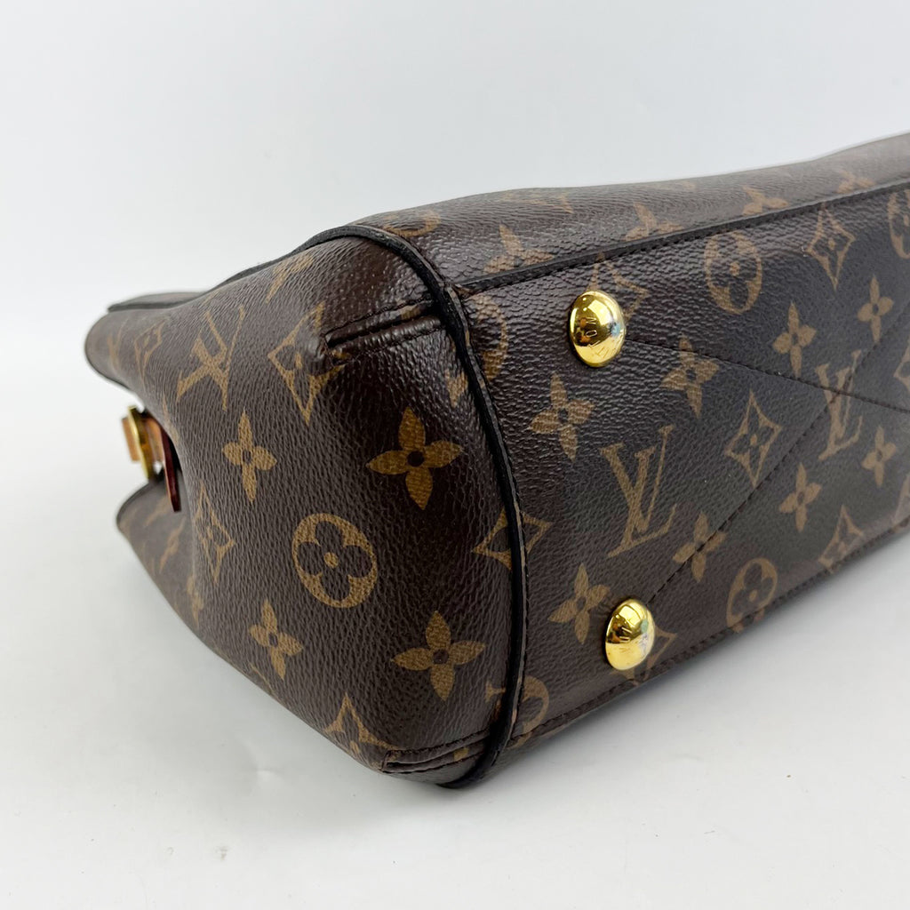 Louis Vuitton Montaigne Borsa Monogram in Tela con Doppi Manici e Tracolla
