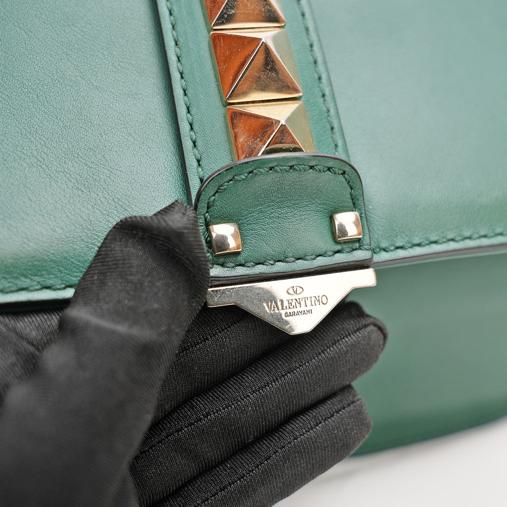 Valentino Garavani Rockstud Glam Lock Medium Leather Shoulder Bag Green Crossbody Bag
