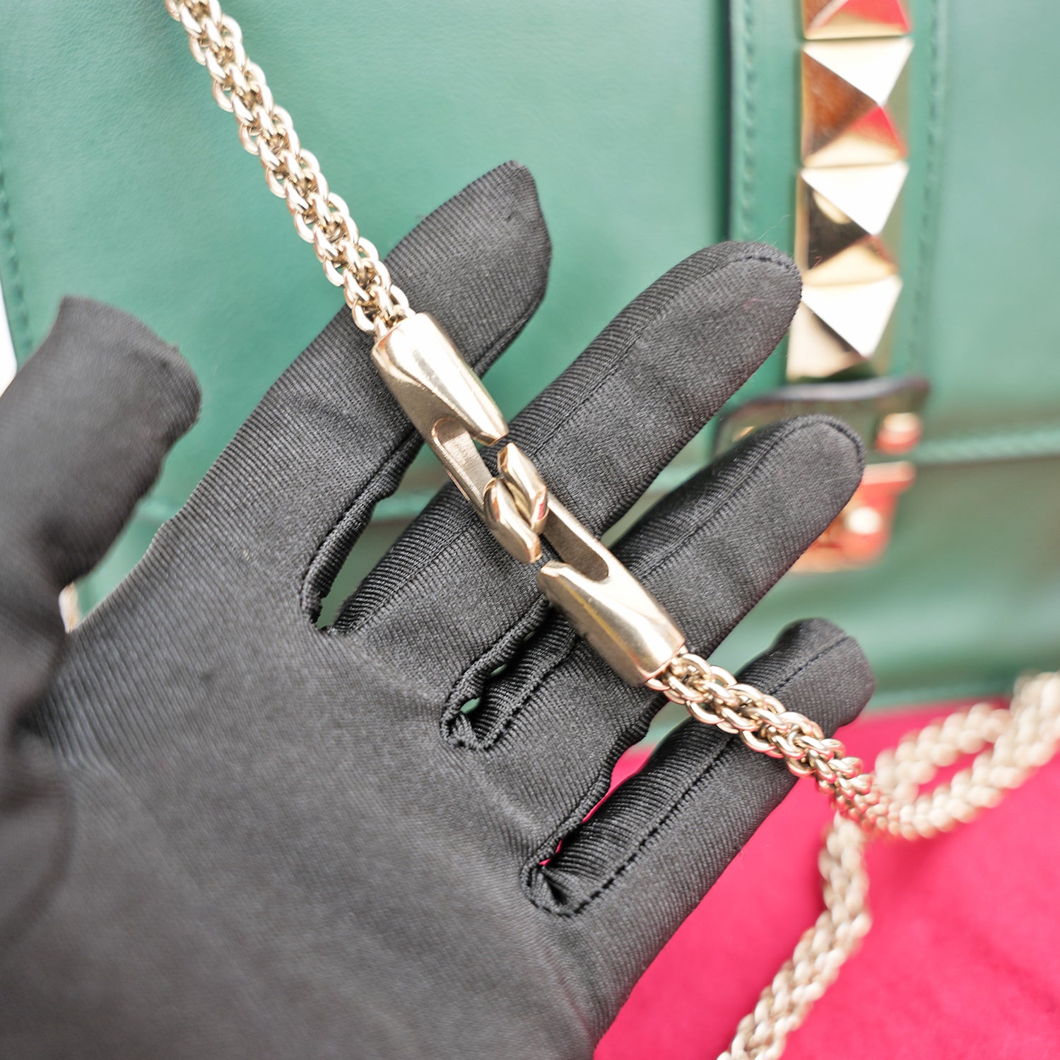 Valentino Garavani Rockstud Glam Lock Medium Leather Shoulder Bag Green Crossbody Bag