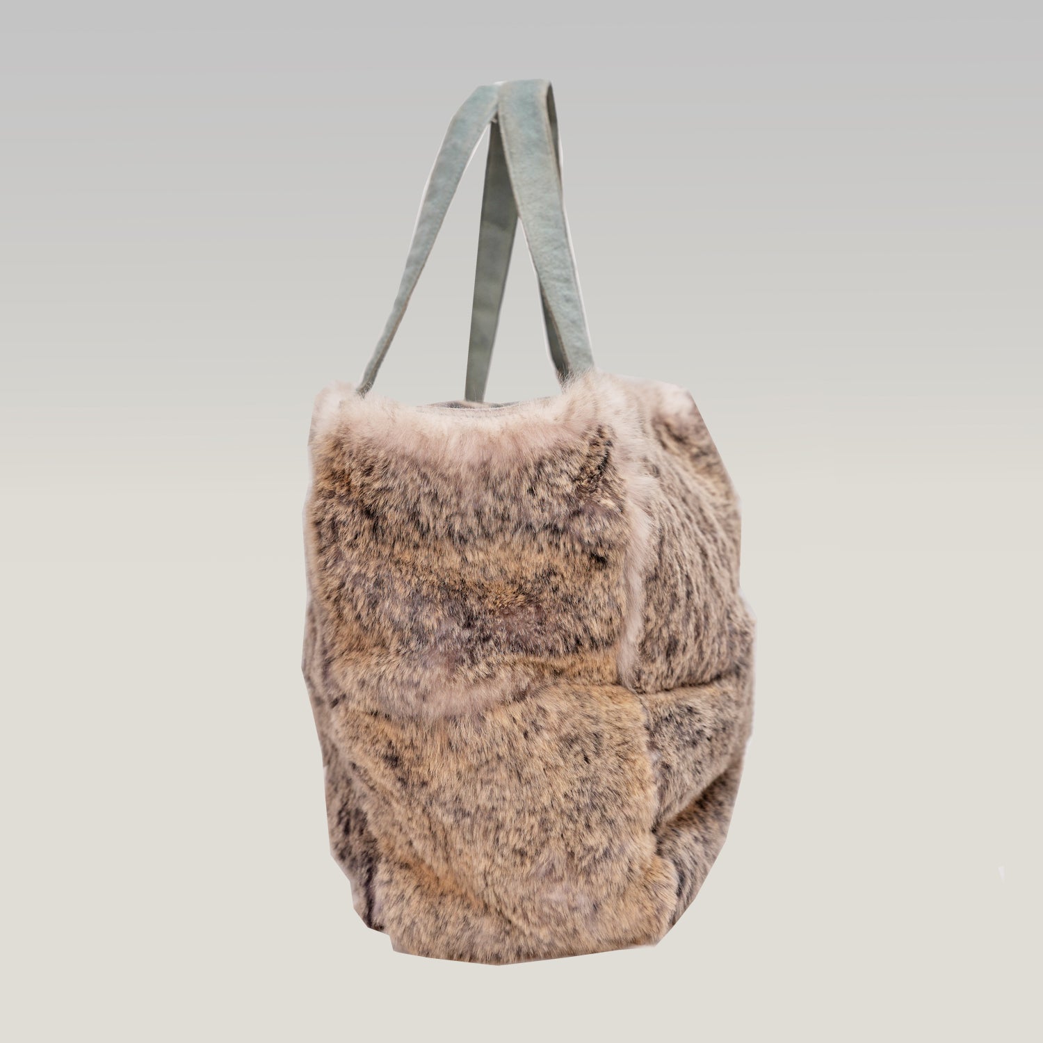 Chanel Borsa da Spiaggia Azzurro Cielo in Pelliccia di Coniglio