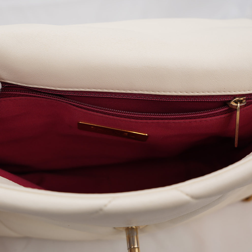 Chanel 19 Borsa a Spalla Bianca Trapuntata con Catena Oro e Argento