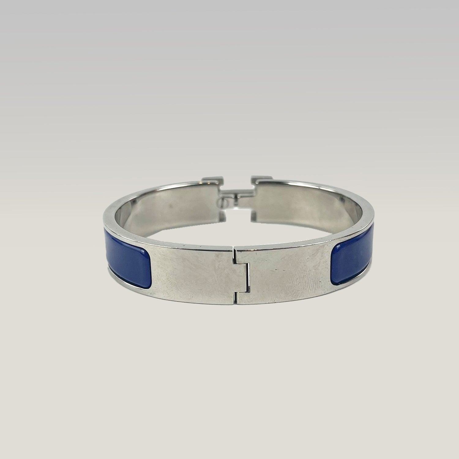 Hermès Bracciale Click Clac H PM in Smalto Blu e Metallo Argento