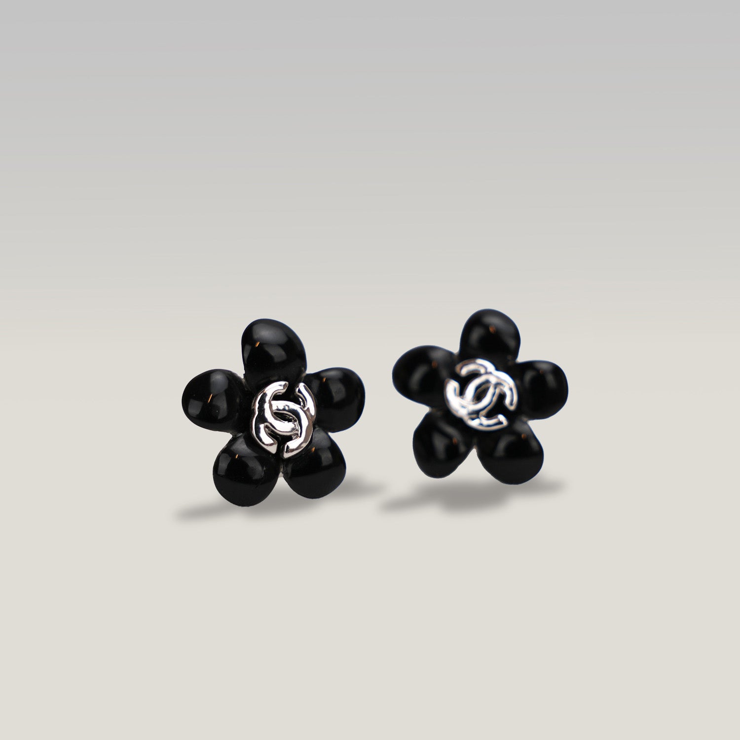 CHANEL Black Flower Heart Logo Stud Earrings
