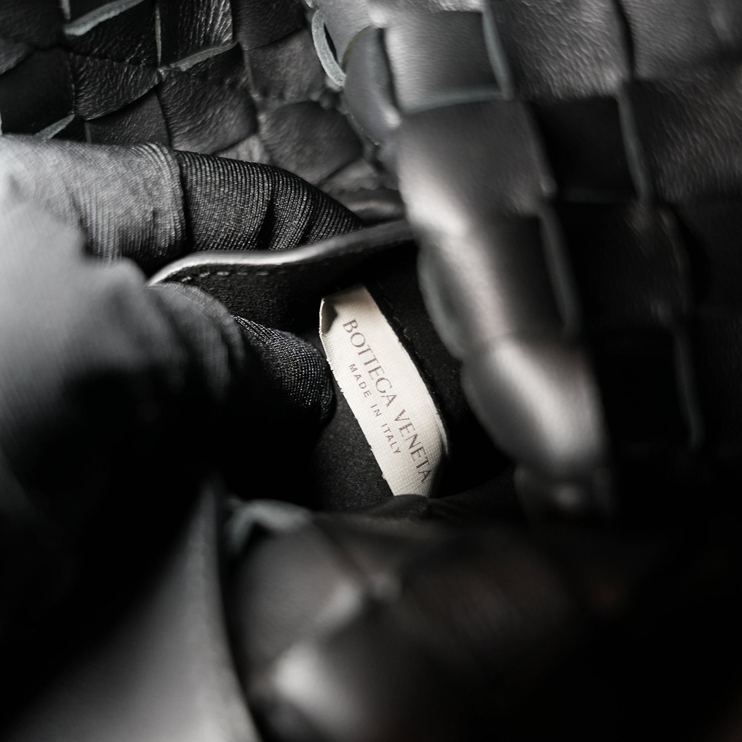 Bottega Veneta Andiamo borsa nera intrecciata in pelle