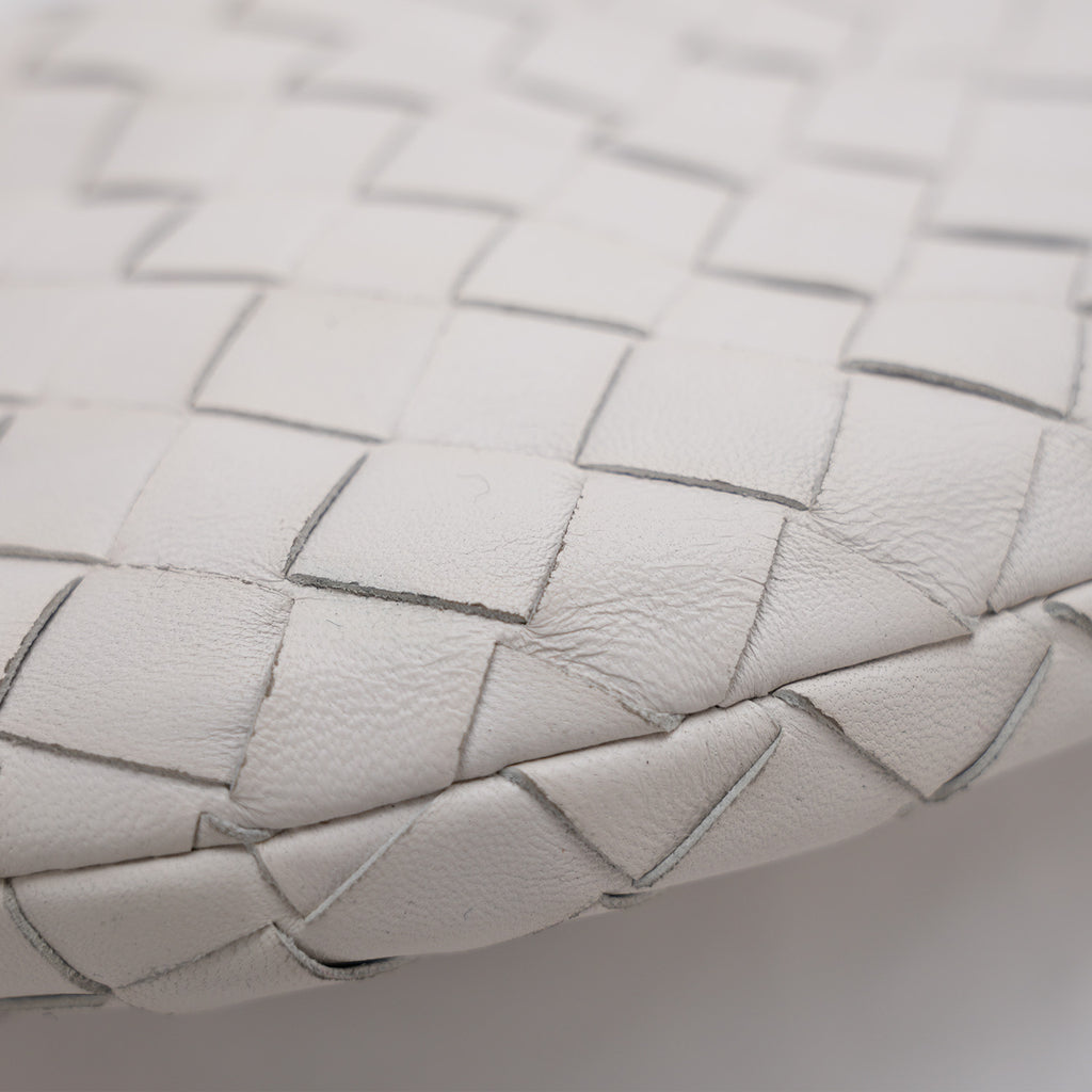 Bottega Veneta Jodie Mini White – Woven Knot Bag 
