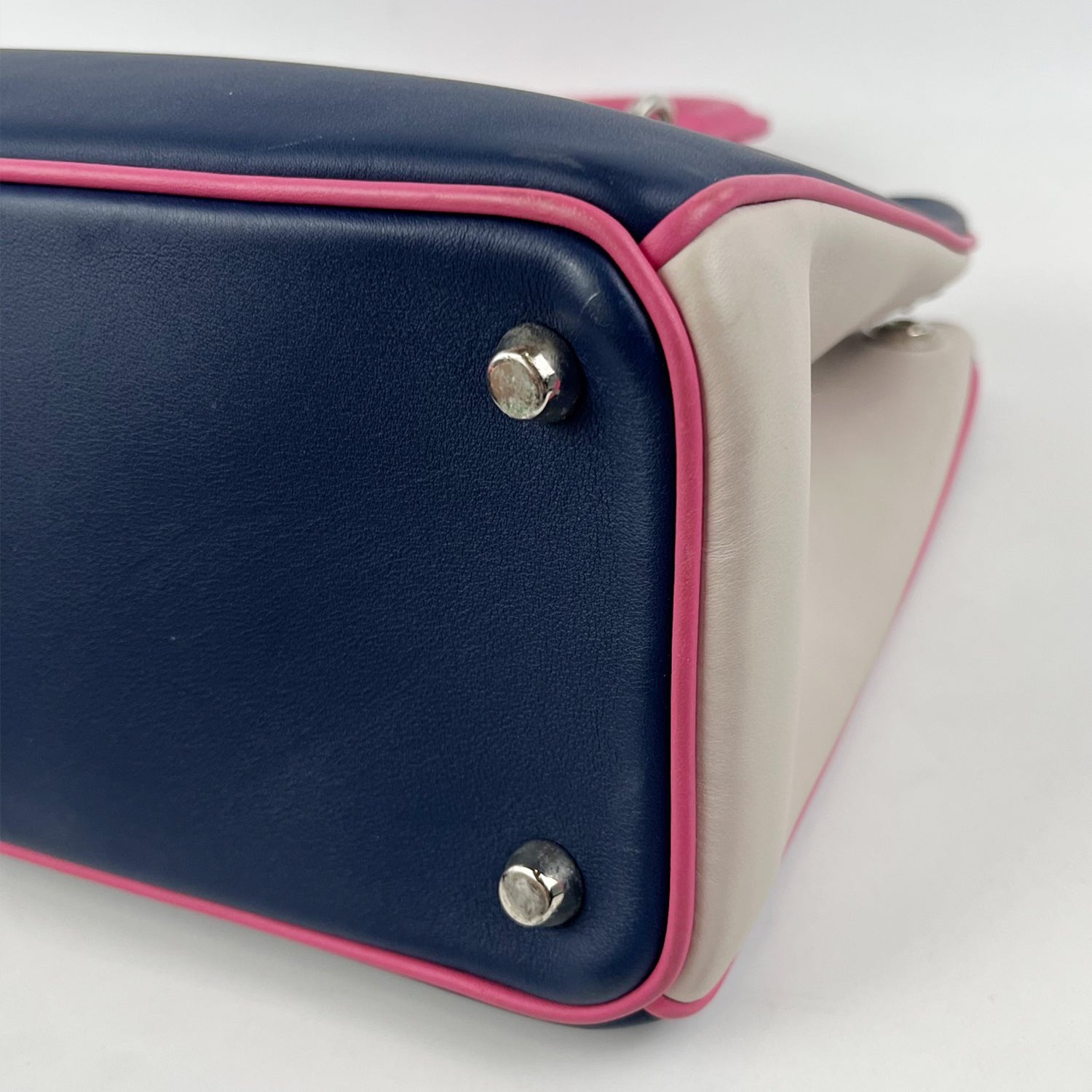 Dior Diorissimo 32 Borsa a Mano in Pelle Tricolore Blu, Rosa e Grigio con Hardware Palladiato