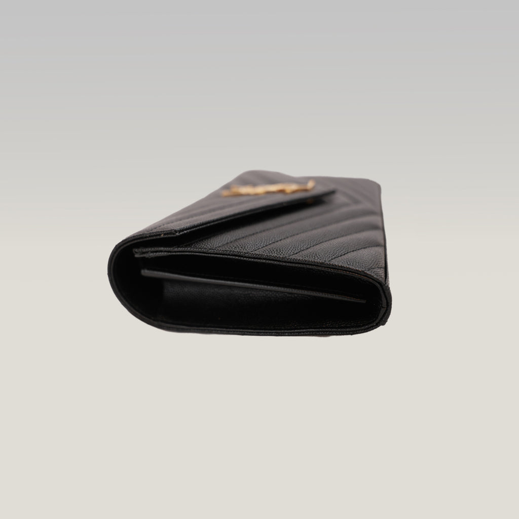 Pochette Saint Laurent Monogram Nera in Pelle Matelassé Chevron con Logo YSL Dorato