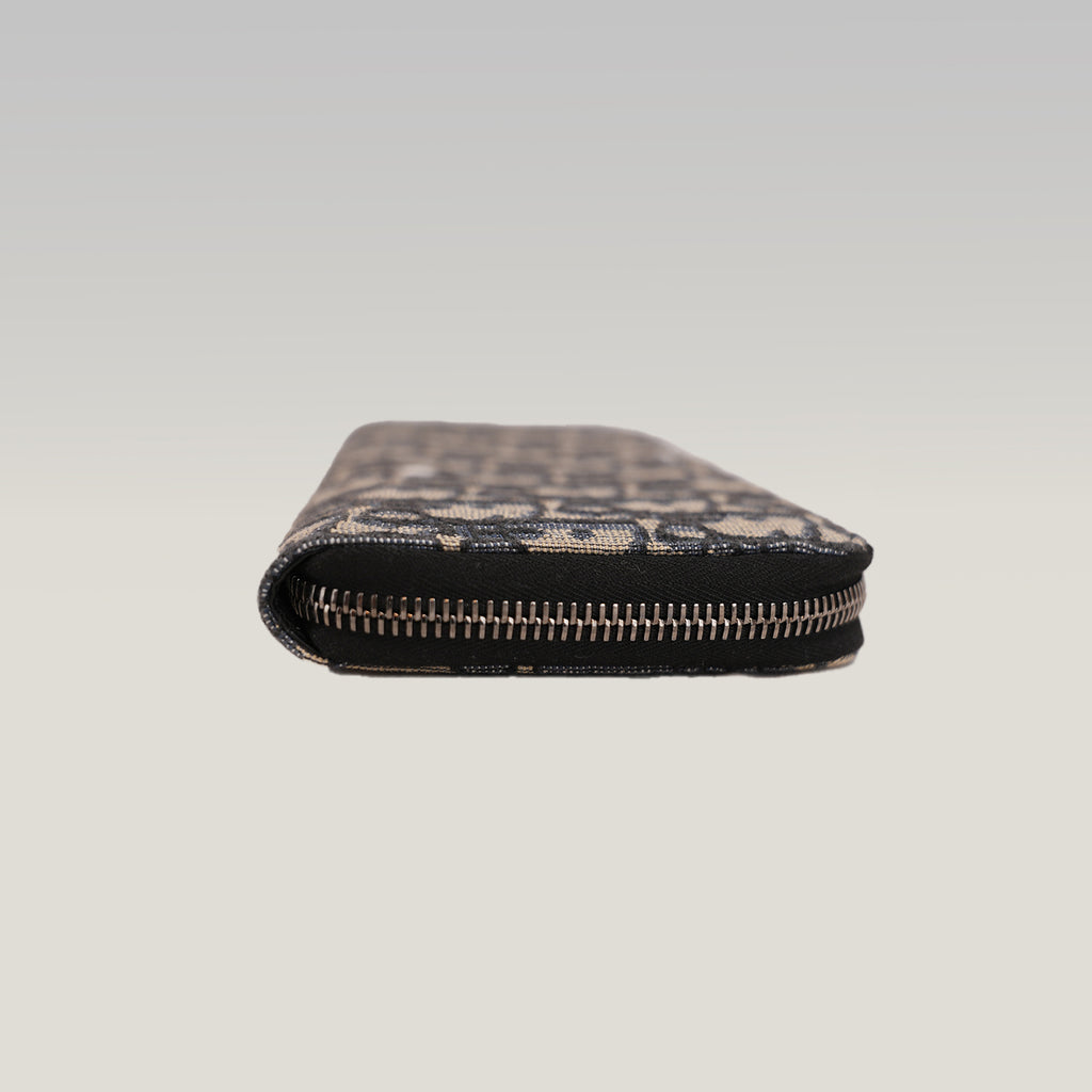 Dior Oblique Portafoglio Lungo Zip Around in Jacquard Beige e Blu con Finiture Nere