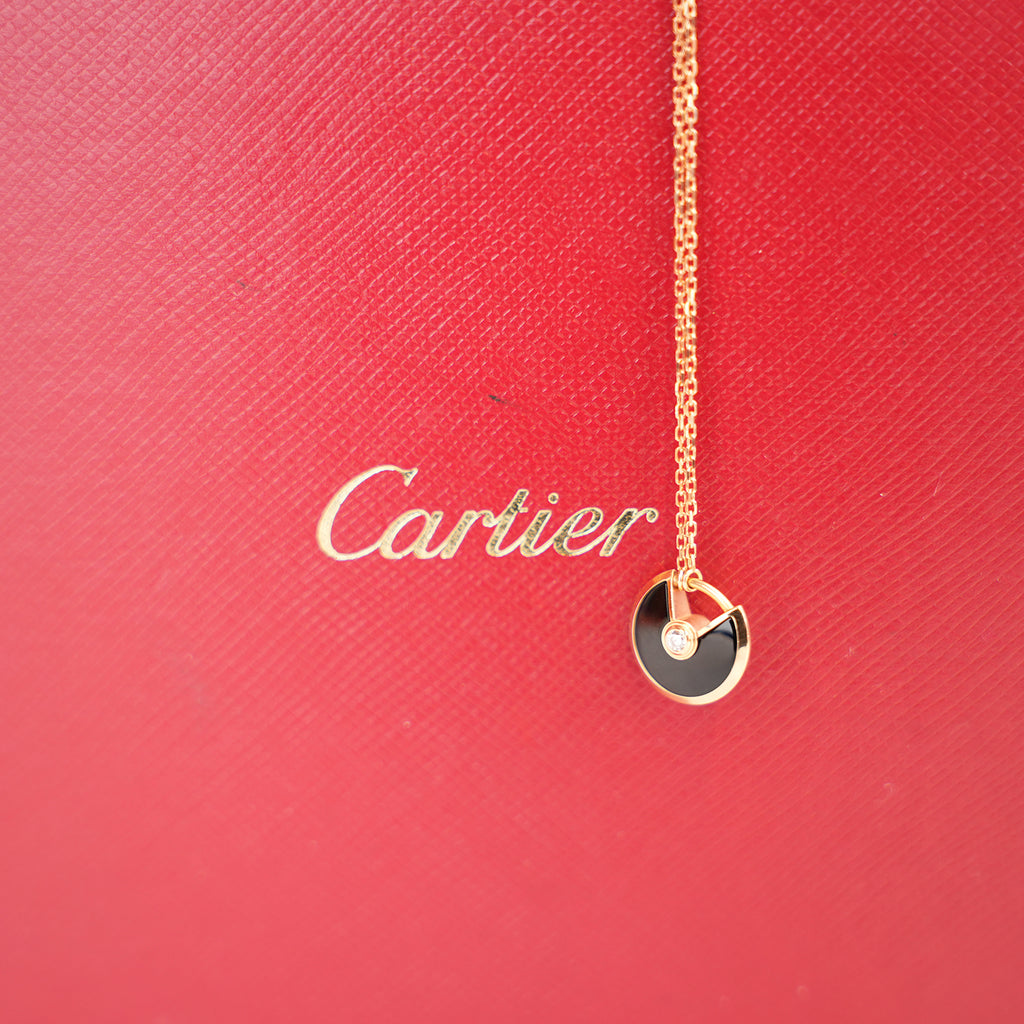 Cartier Amulette de Cartier Collana in Oro Rosa con Onice Nera e Diamante – Collana Donna