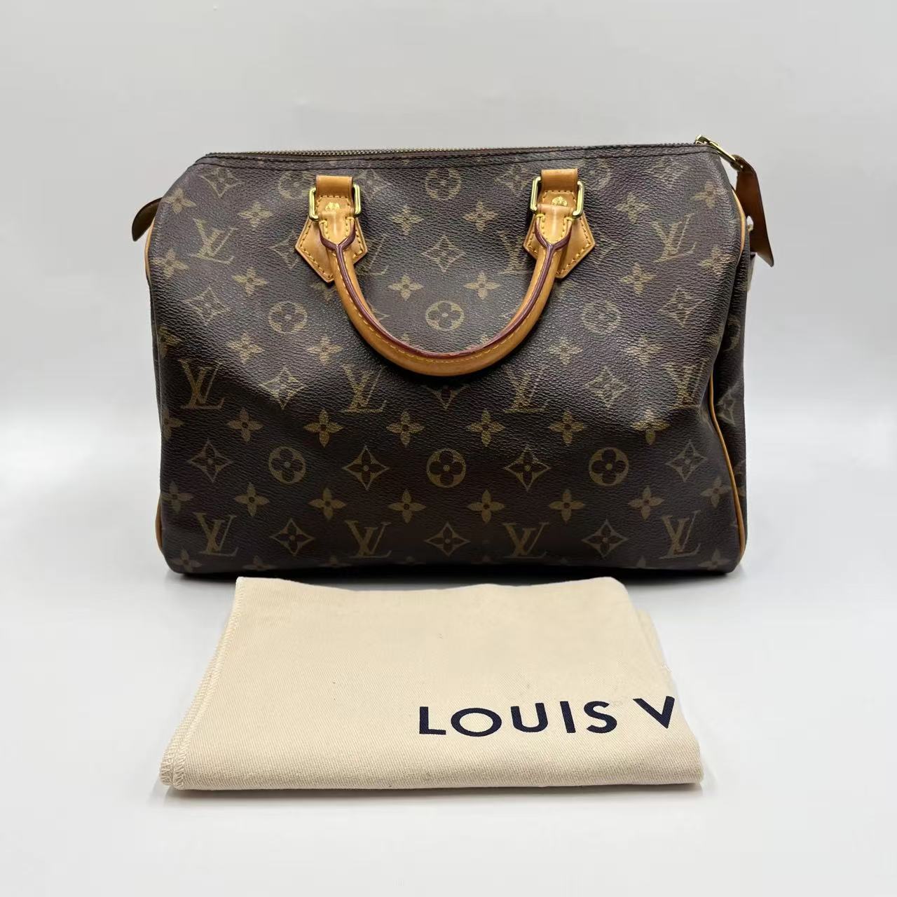 Louis Vuitton Speedy 30