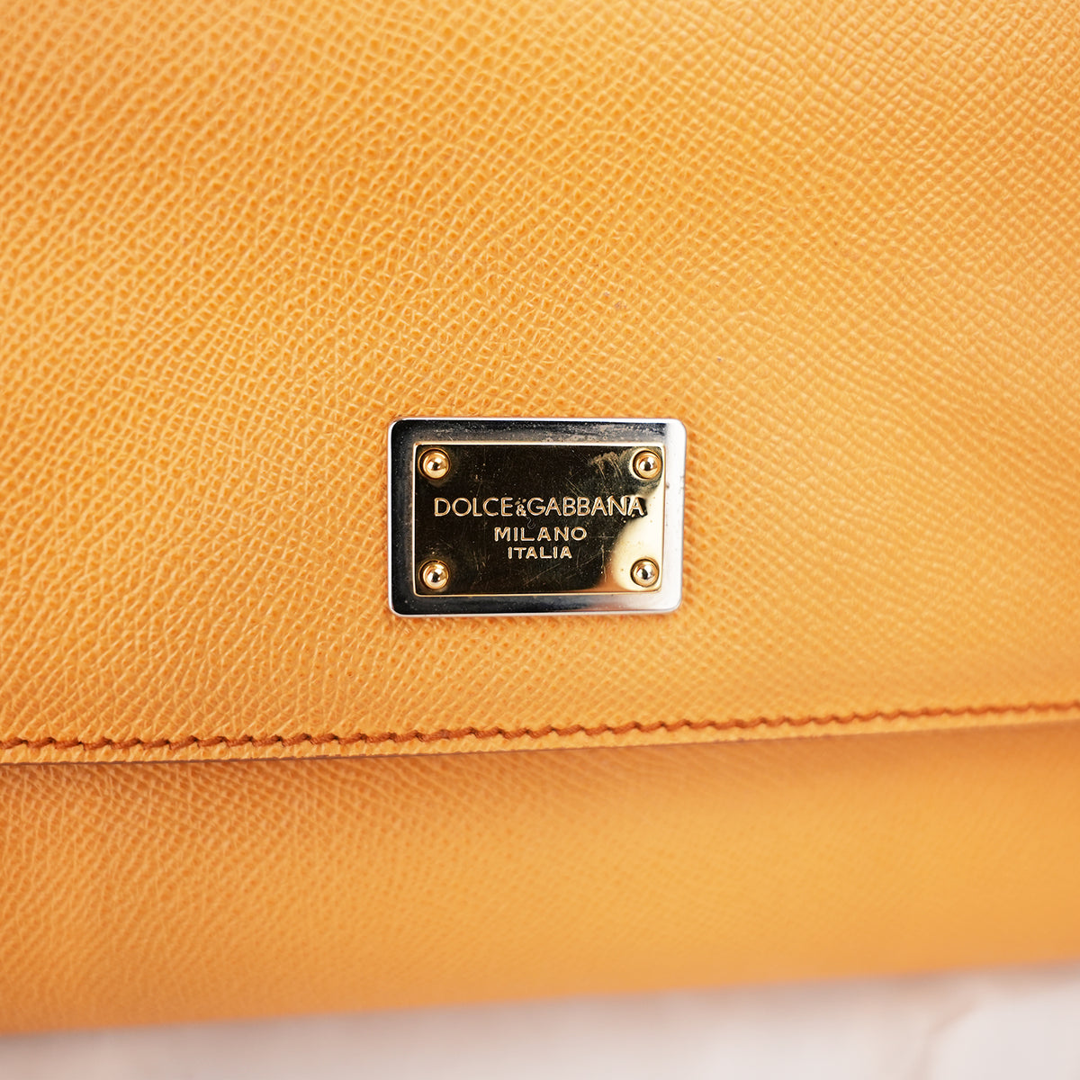 Dolce & Gabbana Sicily Medium in Pelle Dauphine Giallo Ocra