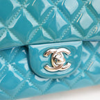 Chanel Classic Flap blu trapuntata con motivo a rombi