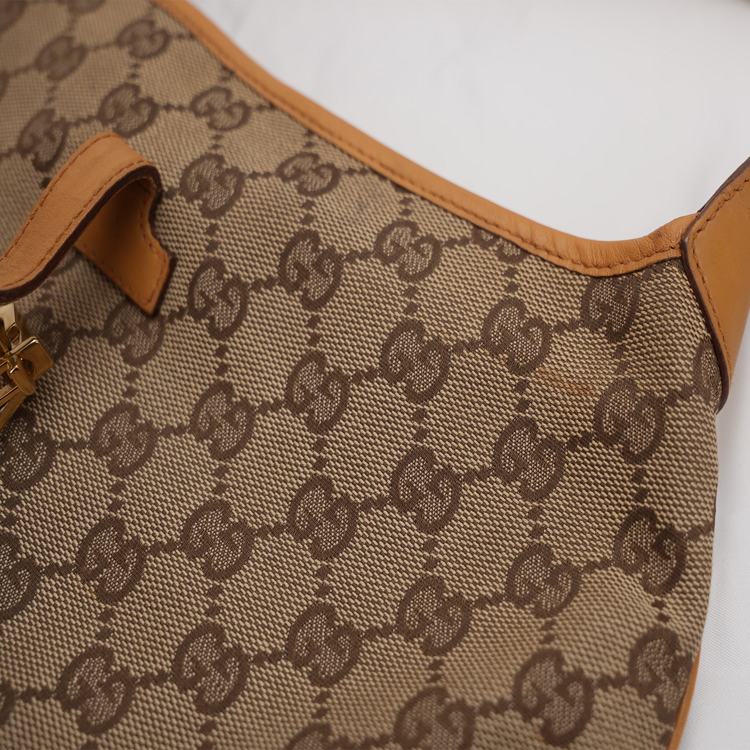 Gucci Jackie 1961 – borsa a spalla GG Supreme con fascia Web gialla