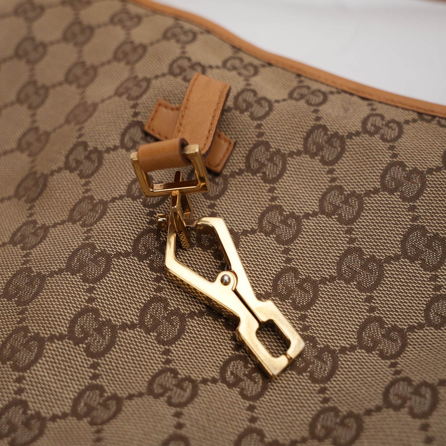 Gucci Jackie 1961 – borsa a spalla GG Supreme con fascia Web gialla