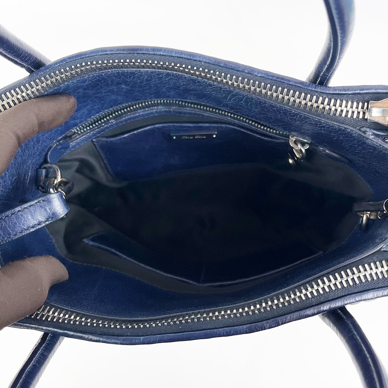 Miu Miu Borsa a Mano in Pelle Matelassé Blu con Tracolla