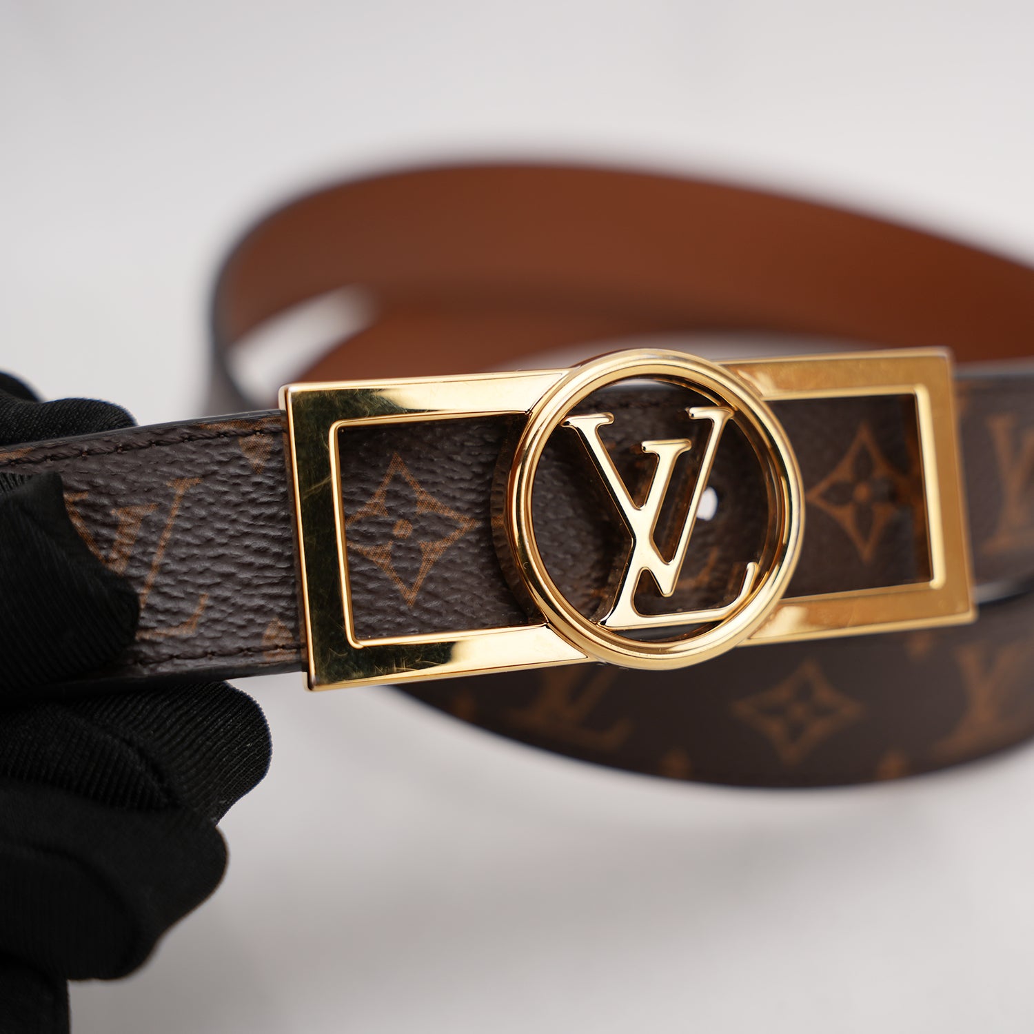 Louis Vuitton cintura Monogram con fibbia oro misura 70 cm