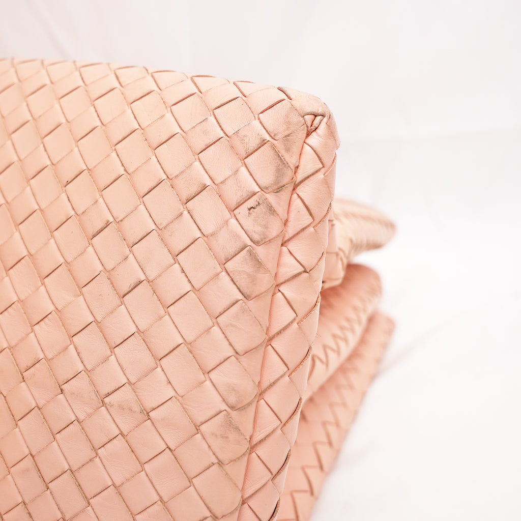 Bottega Veneta Roma in pelle intrecciata rosa