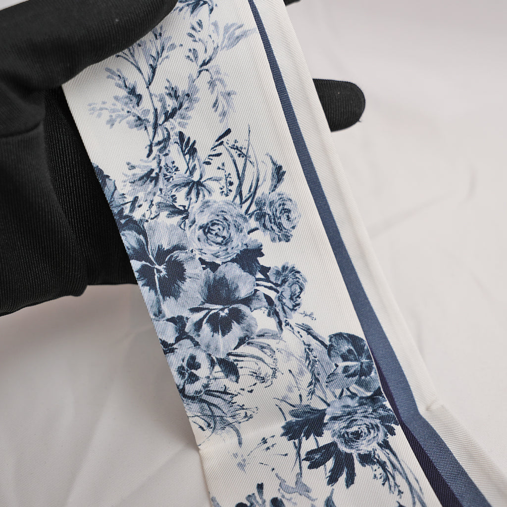 Dior Twilly in Seta Fantasia Floreale Blu