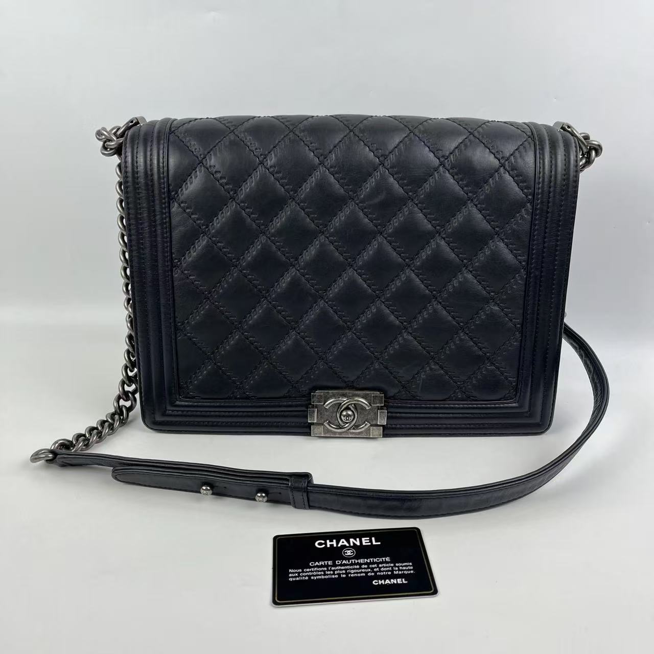 Chanel Le Boy Borsa a Spalla Nera