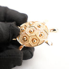 Dior Spilla Tartaruga in Lega Metallica Dorata – Broche Gioiello Vintage