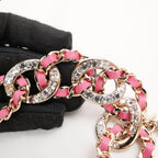 Chanel Bracciale Vintage del 2018 in Metallo con Catena Intrecciata in Pelle Rosa e Logo CC