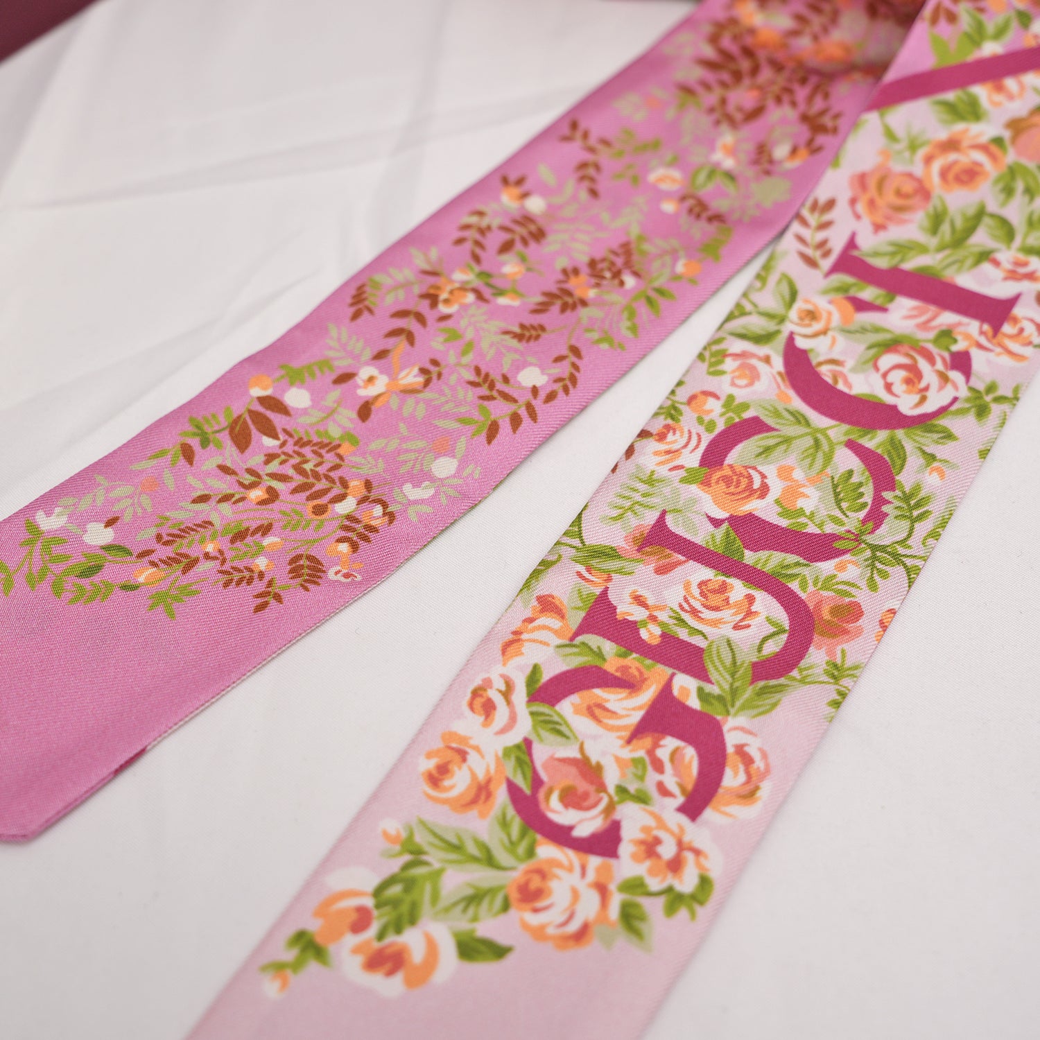 Gucci Pink Floral Silk Twilly Bag Scarf 