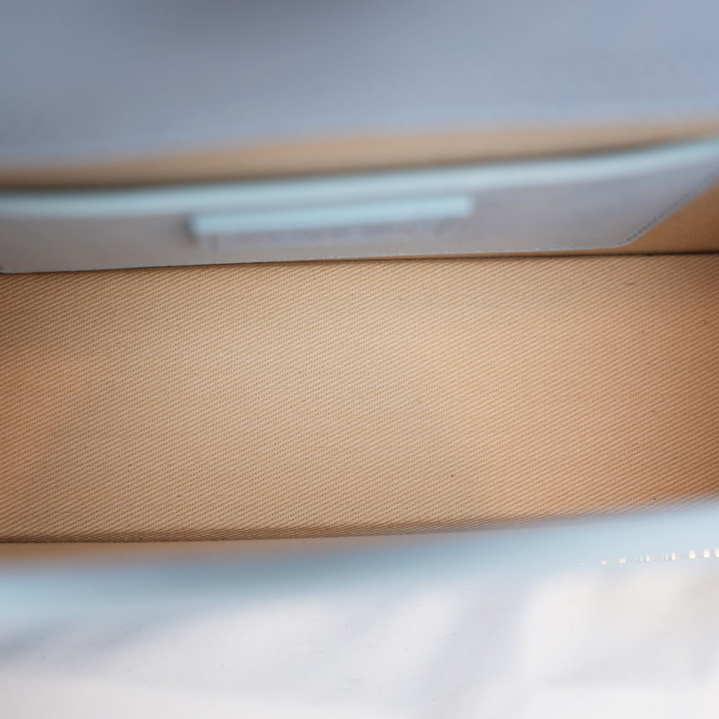 Jacquemus Le Grand Bambino Azzurro in Pelle con Manico