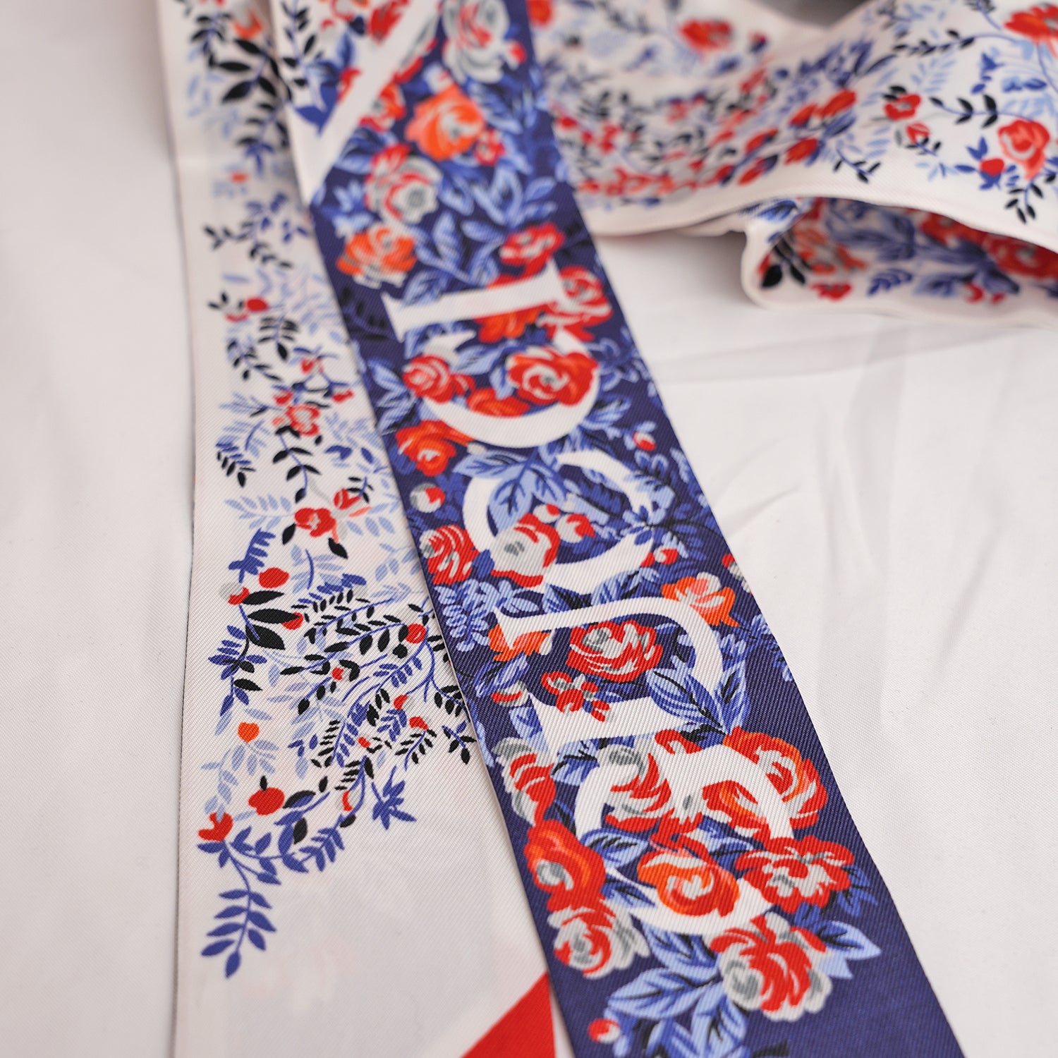 Gucci Floral Silk Twilly – Thin Bag Scarf 
