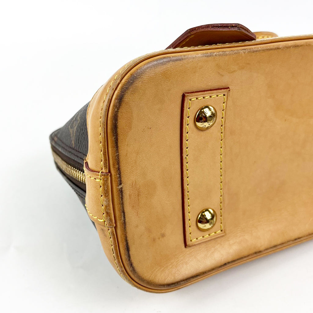 Louis Vuitton Alma BB Monogram Canvas con Finiture in Pelle Naturale