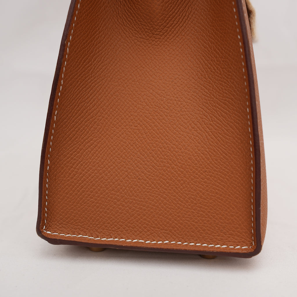 Hermès Kelly 25-Color Gold With Gold Hardware 