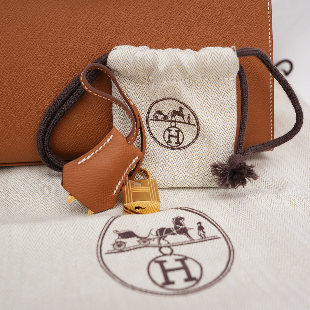 Hermès Kelly 25-Color Gold With Gold Hardware 