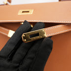 Hermès Kelly 25-Color Gold With Gold Hardware 