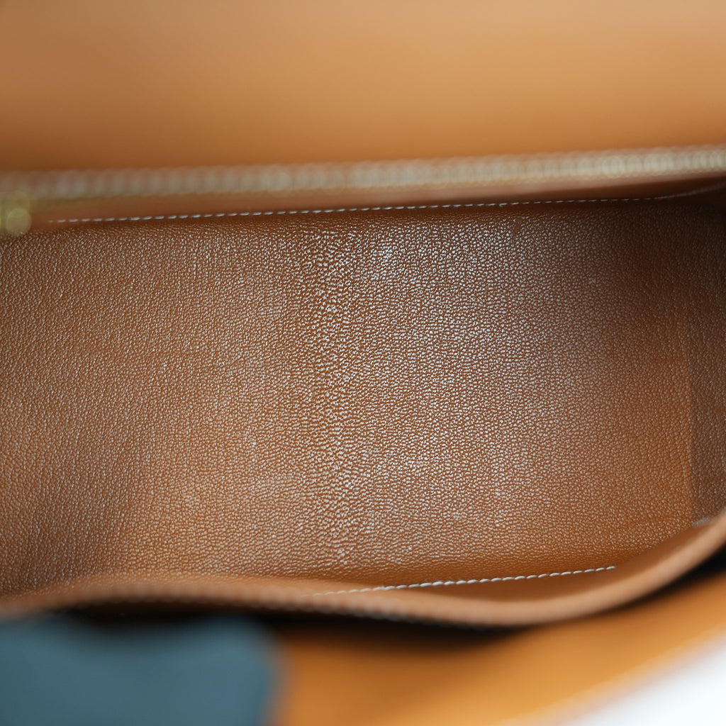Hermès Kelly 25-Color Gold With Gold Hardware 