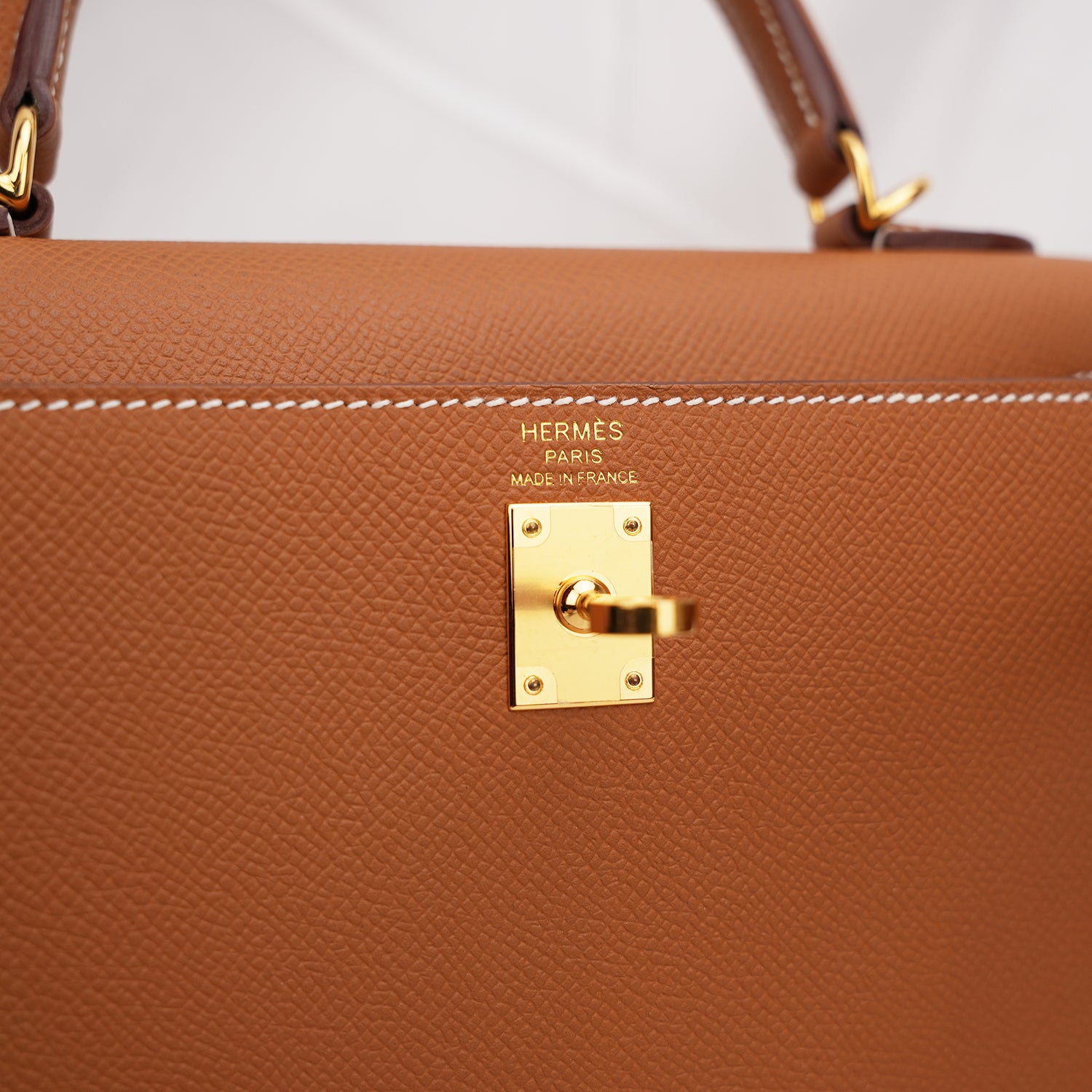 Hermès Kelly 25-Color Gold With Gold Hardware 