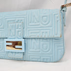 Fendi borsa a spalla in pelle azzurro cielo con logo FF in rilievo