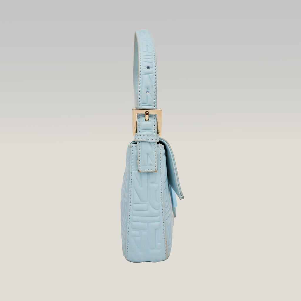 Fendi borsa a spalla in pelle azzurro cielo con logo FF in rilievo