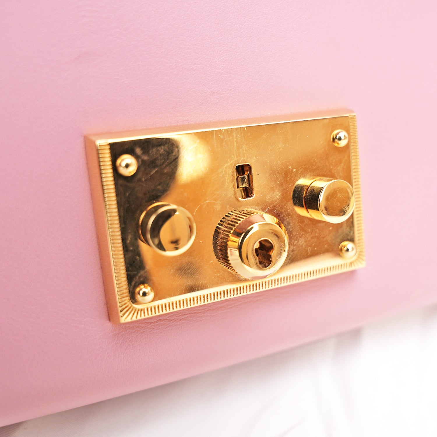 Gucci Padlock shoulder bag in pelle rosa con catena dorata