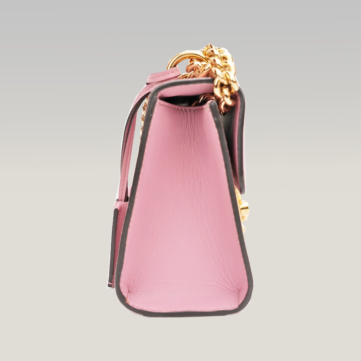 Gucci Padlock shoulder bag in pelle rosa con catena dorata