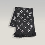 Louis Vuitton Sciarpa Mania Shine Nera e Argento in Lana e Seta con Motivo Monogram