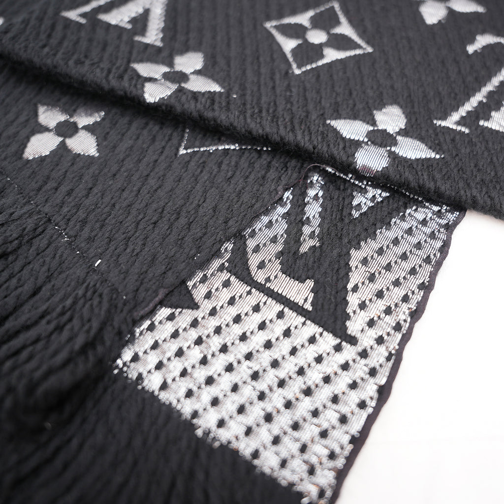 Louis Vuitton Sciarpa Mania Shine Nera e Argento in Lana e Seta con Motivo Monogram