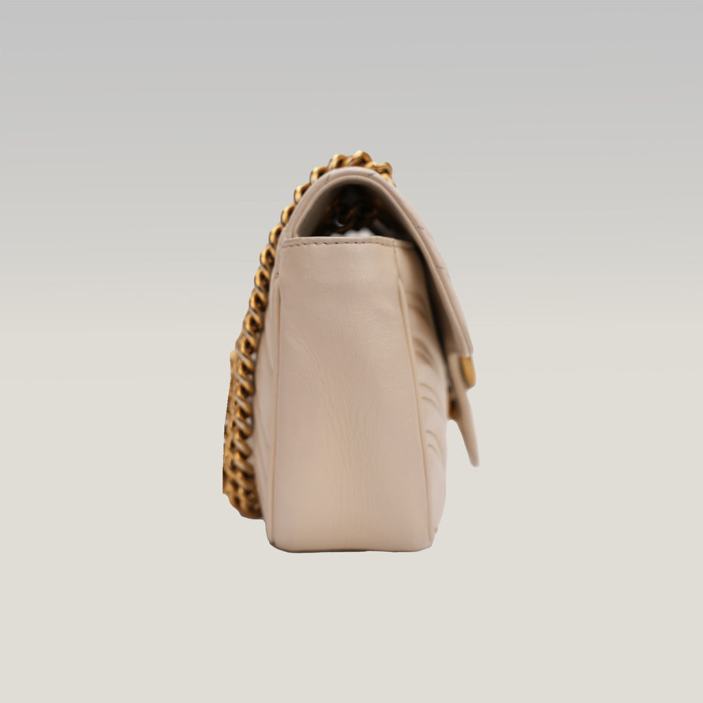 Gucci GG Marmont model 22 White 