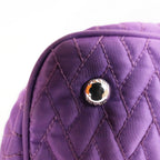 Prada Tessuto Gaufre Borsa a Spalla Viola in Nylon con Catena