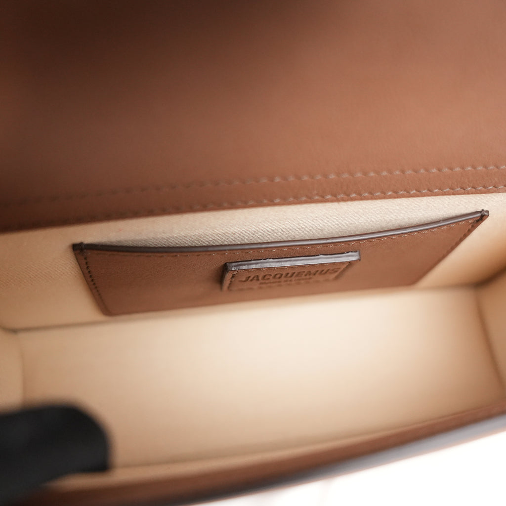 Jacquemus Borsa a Mano in Camoscio Marrone