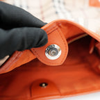 Burberry Borsa a Spalla Nova Check Beige con Dettagli Arancioni in Pelle