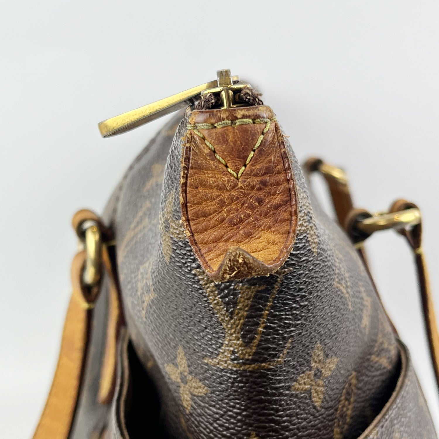 Louis Vuitton Totally MM Monogram Canvas Tote Capiente con Tasche Laterali