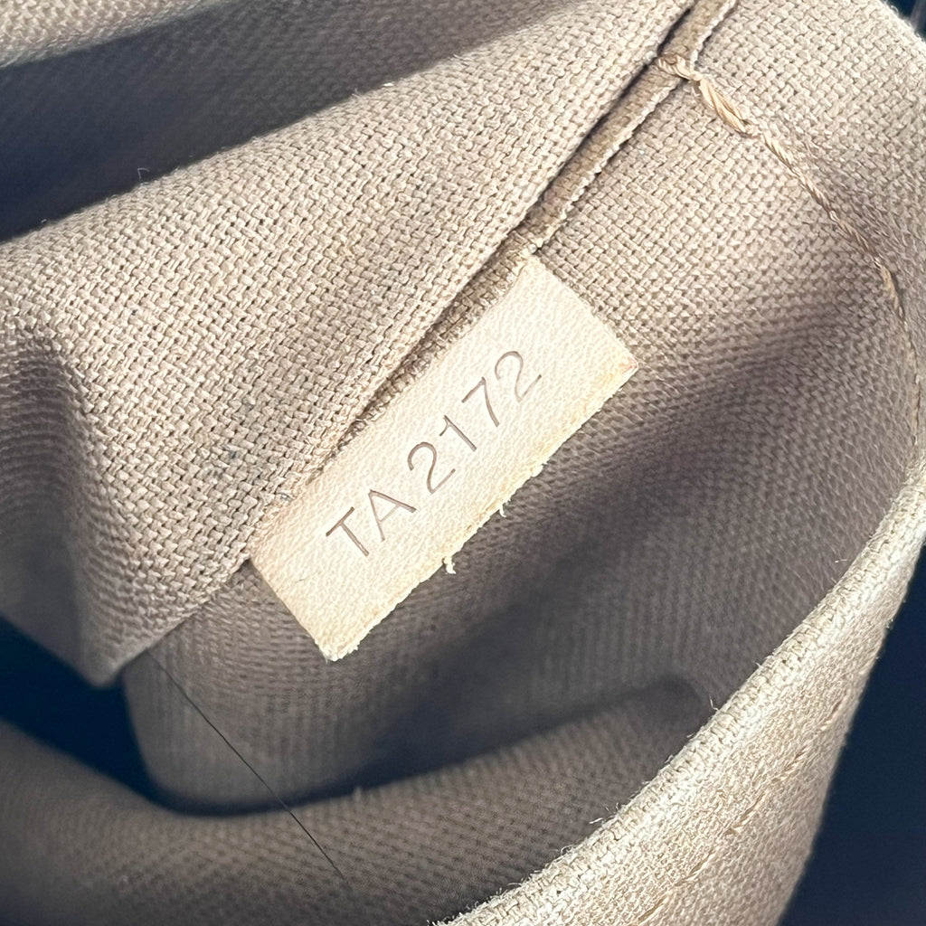 Louis Vuitton Palermo PM Monogram Canvas con Manici in Pelle