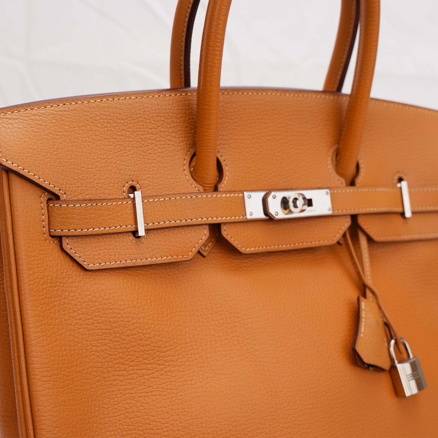 Hermès Birkin 35 color Gold con ferramenta argentata – borsa a mano