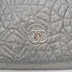 Chanel borsa vintage in pelle trapuntata argento con logo CC