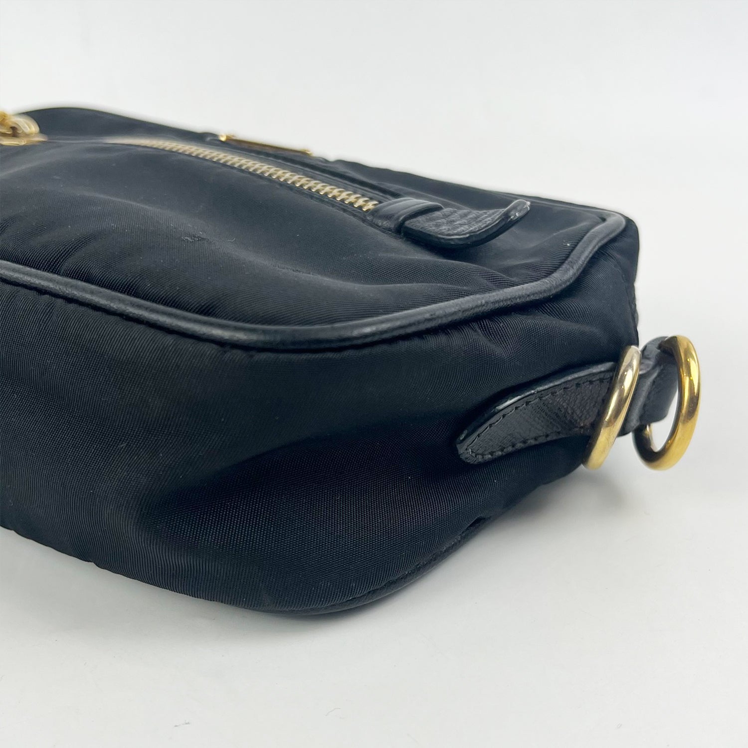 Prada Borsa a Spalla in Nylon Nero Mini Bag con Dettagli in Pelle